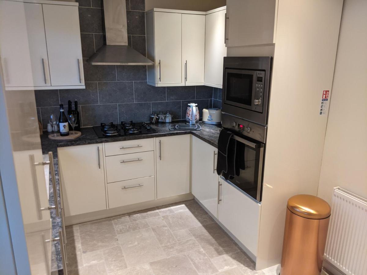 Whitby House Retreat Sleeps 12 Apartment Sleights ภายนอก รูปภาพ
