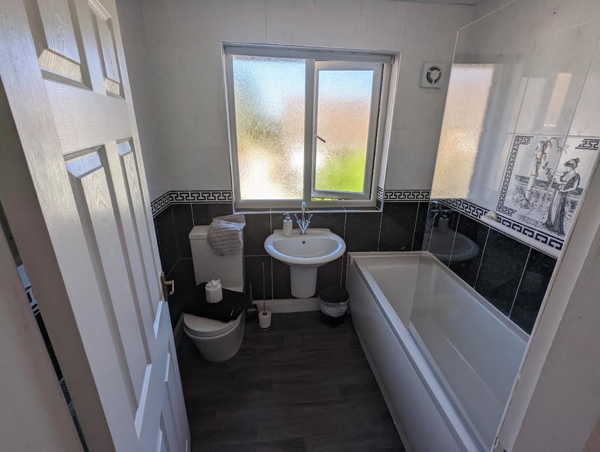 Whitby House Retreat Sleeps 12 Apartment Sleights ภายนอก รูปภาพ
